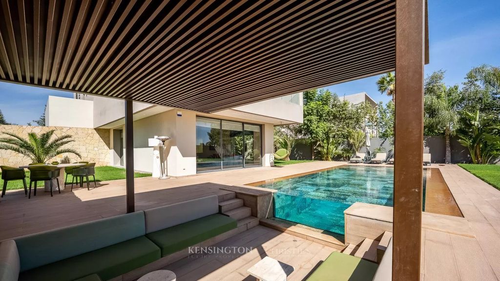 Property photo 3 of 28