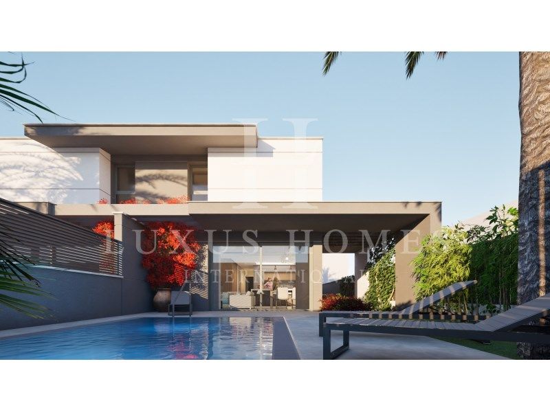 Property photo 1 of 24