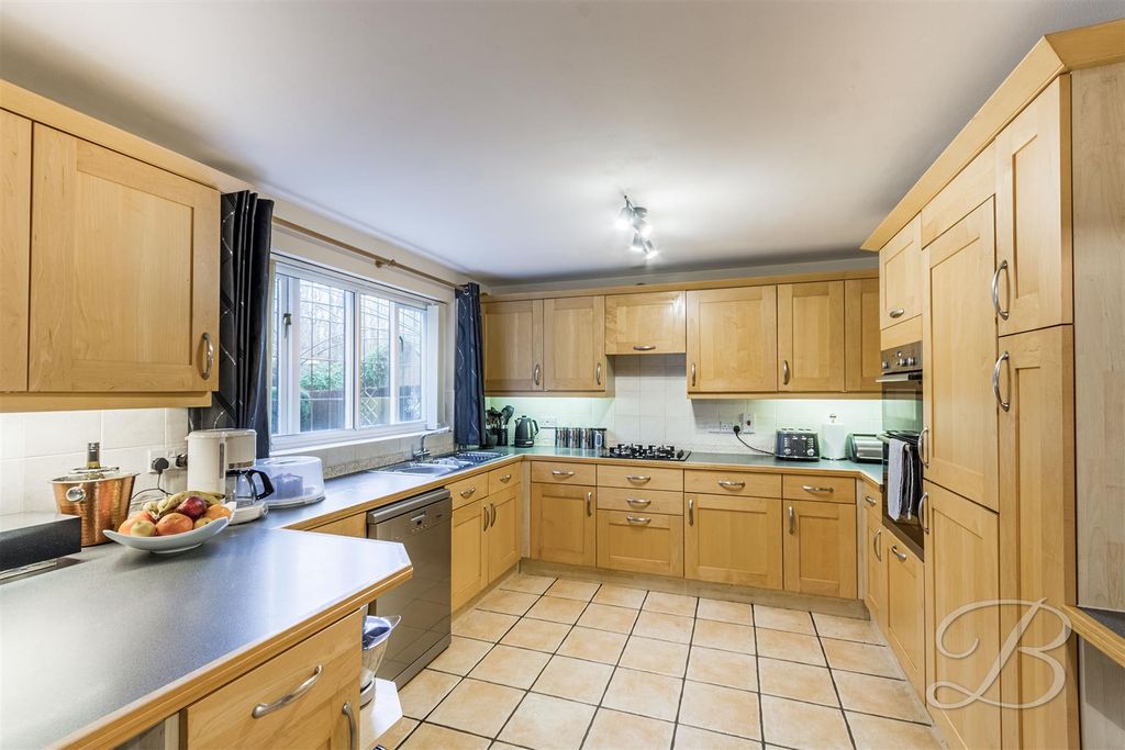 Property photo 3 of 30 Ccltd-17.Jpg