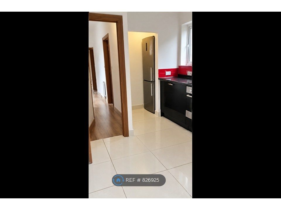 Property photo 1 of 3