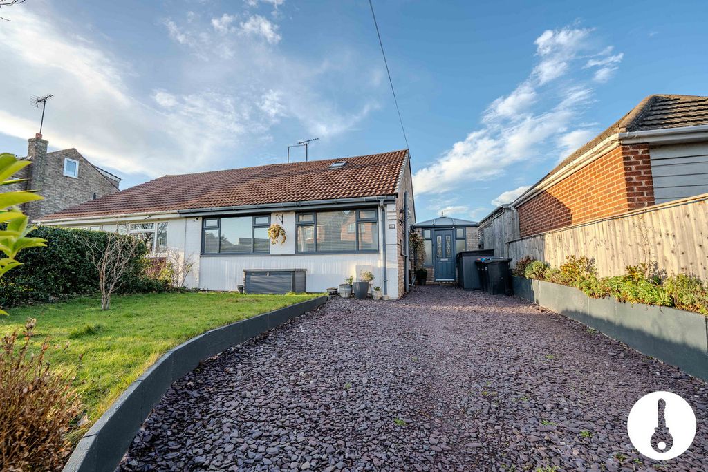 Property photo 1 of 31