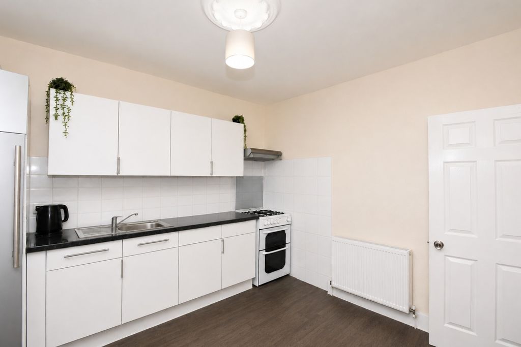 Property photo 1 of 5 5256420
