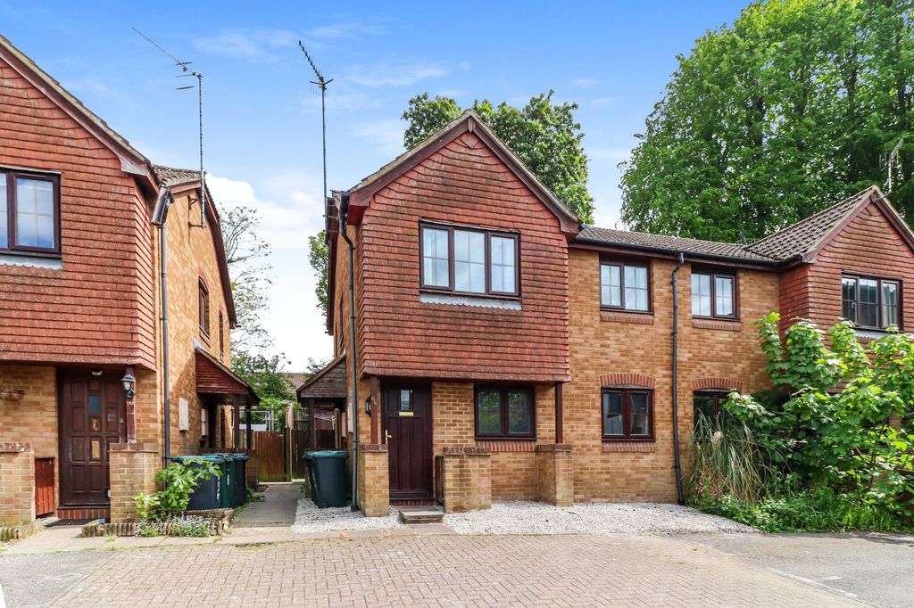 Property photo 1 of 12