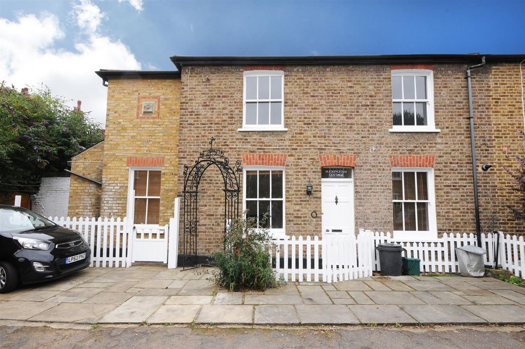 Property photo 1 of 12 Helliwell & Co.