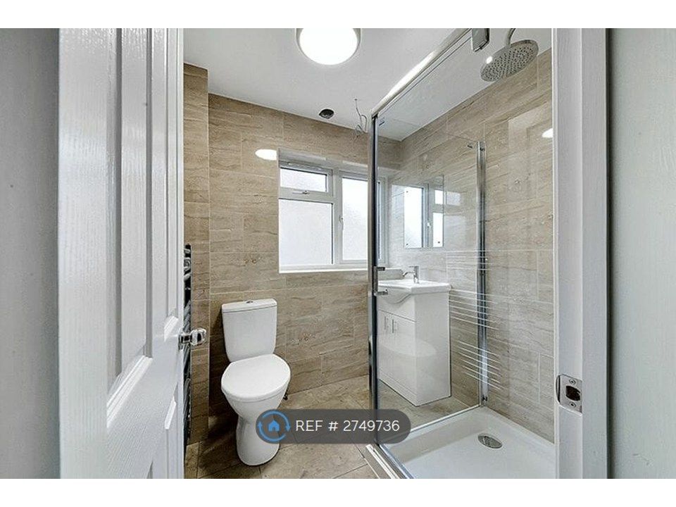 Property photo 2 of 10 Bathroom/Wc 1st Floor