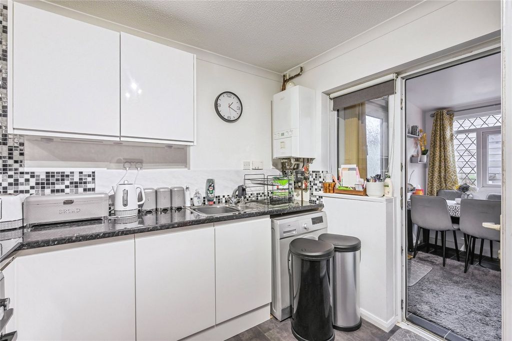 Property photo 3 of 13 Picture No. 05