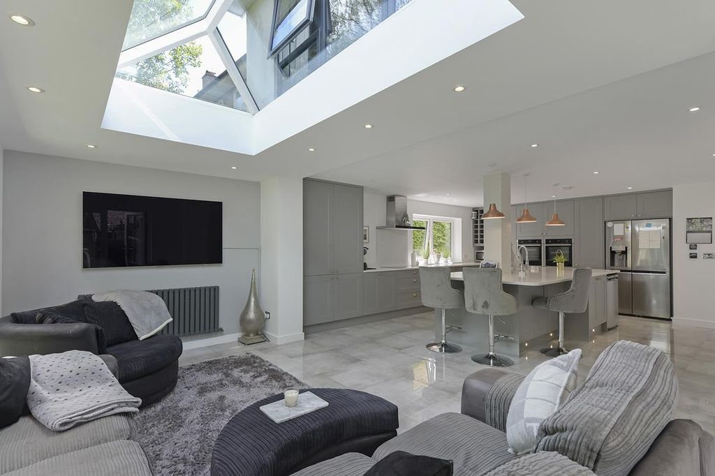 Property photo 3 of 23 Open Plan Living Space