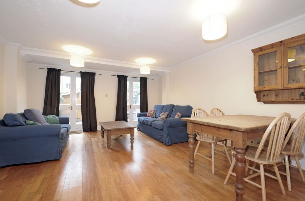 Property photo 2 of 4 Recpetion
