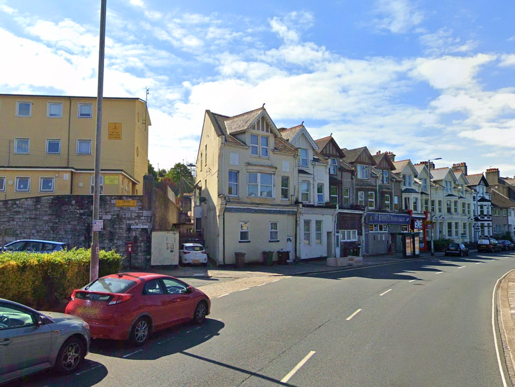 Property photo 1 of 11