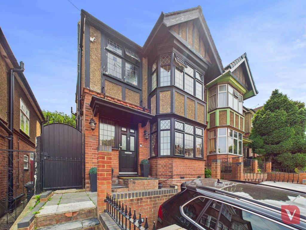 Property photo 1 of 38