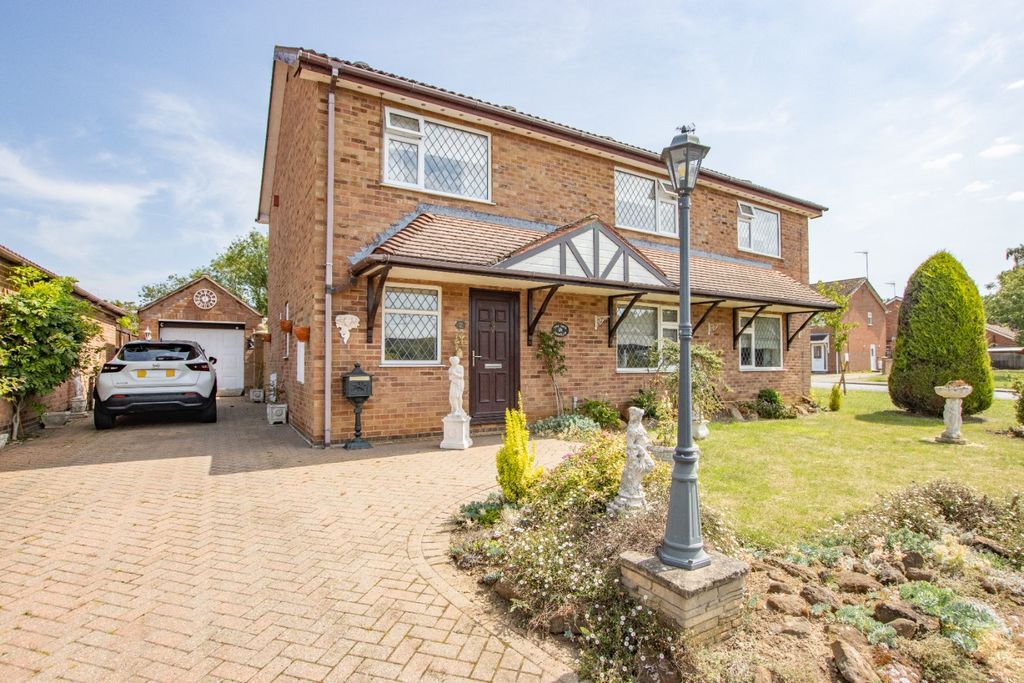 Property photo 1 of 29 5168570