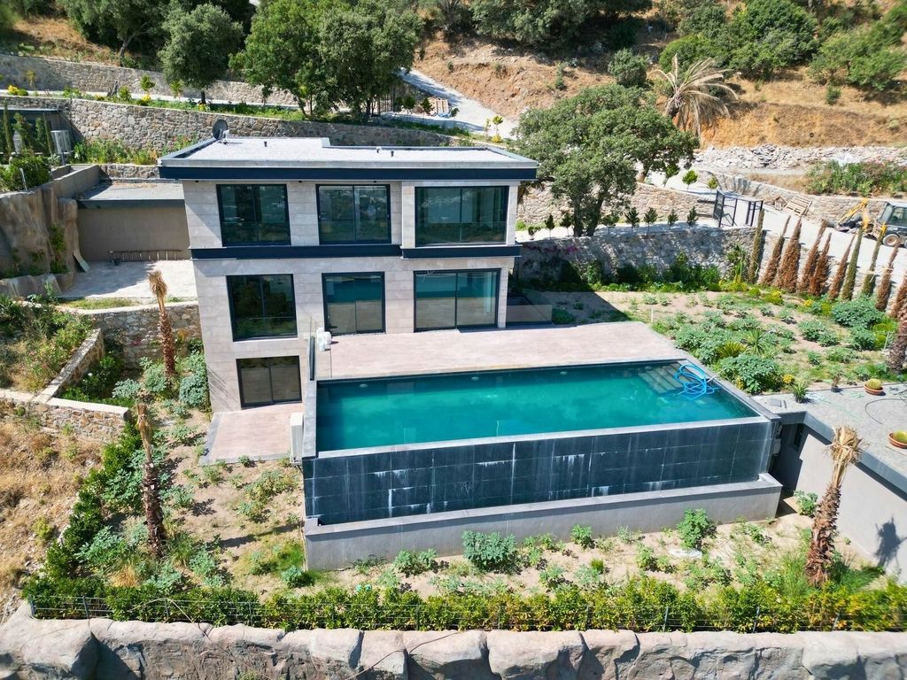Property photo 1 of 26 Exceptional Villa With An Infinity Pool &amp; Sea Views For Sale In Bodrum - Main View Over The Villa And Pool