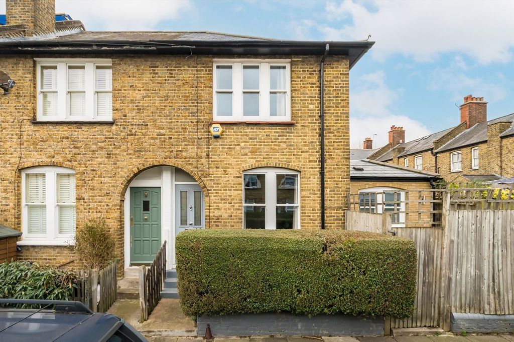 Property photo 1 of 10