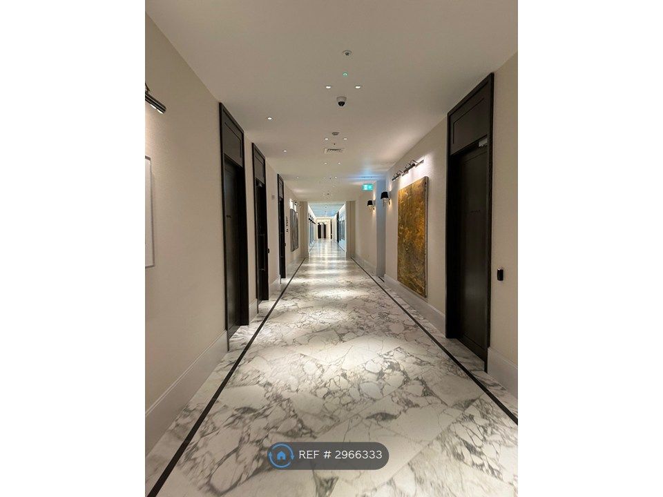 Property photo 3 of 31 Hallway