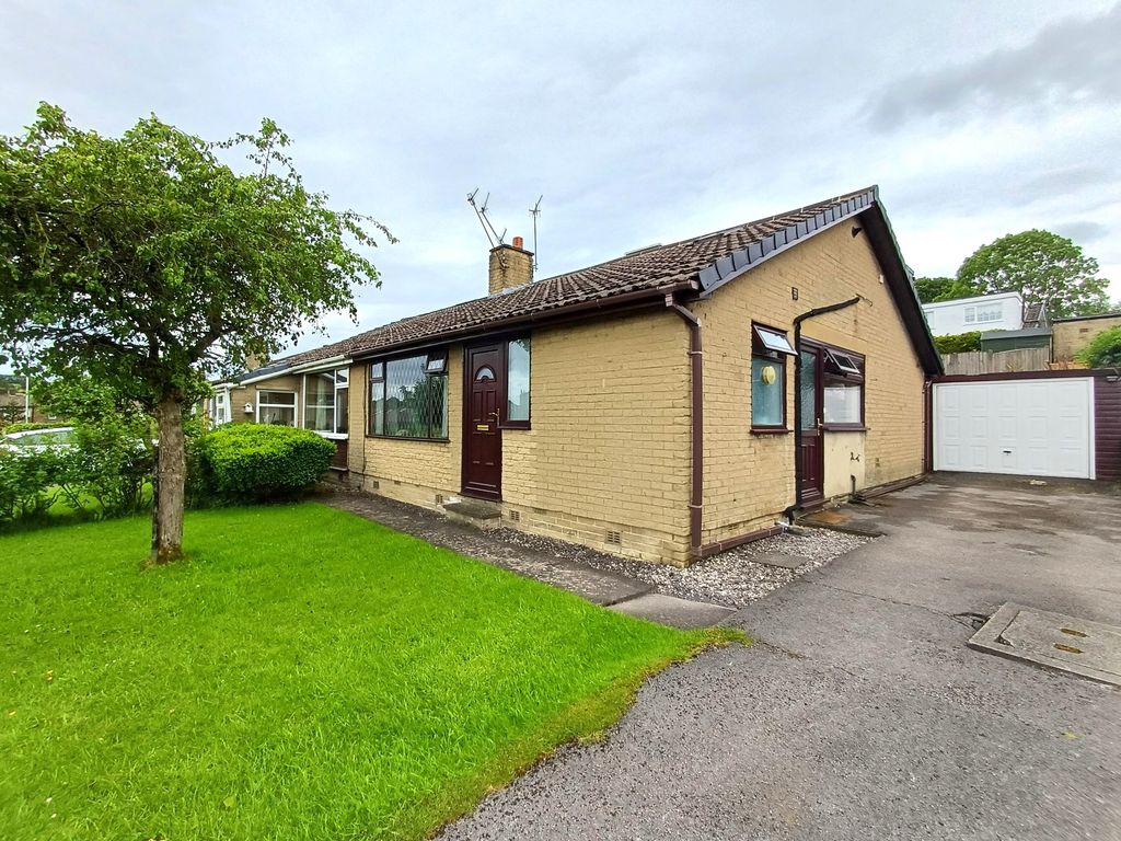 Property photo 2 of 13 House &amp; Garage