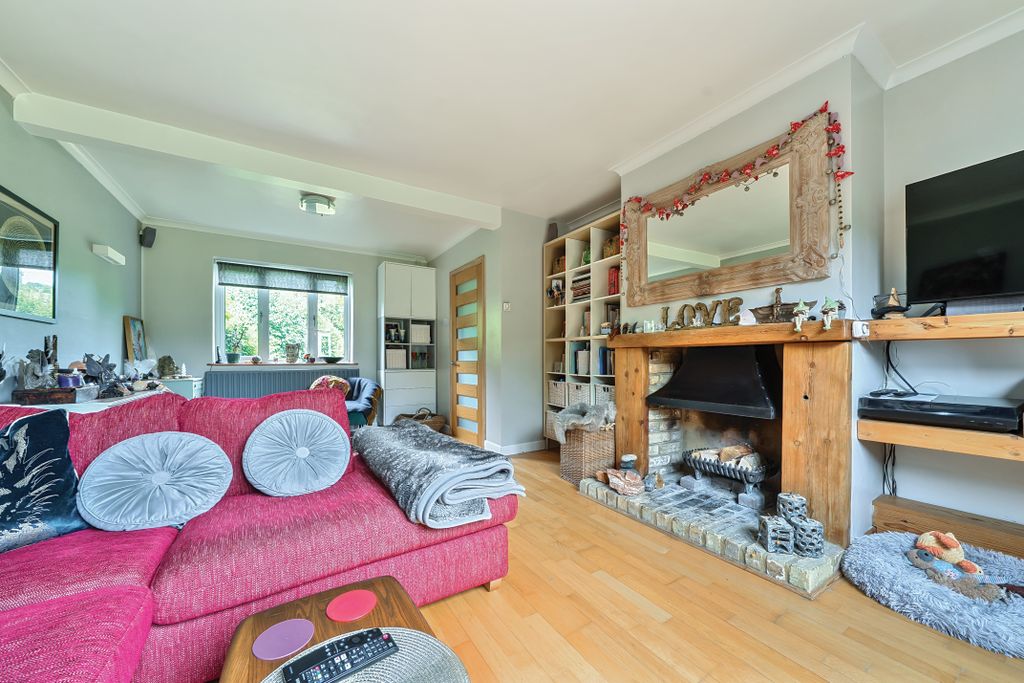 Property photo 3 of 10