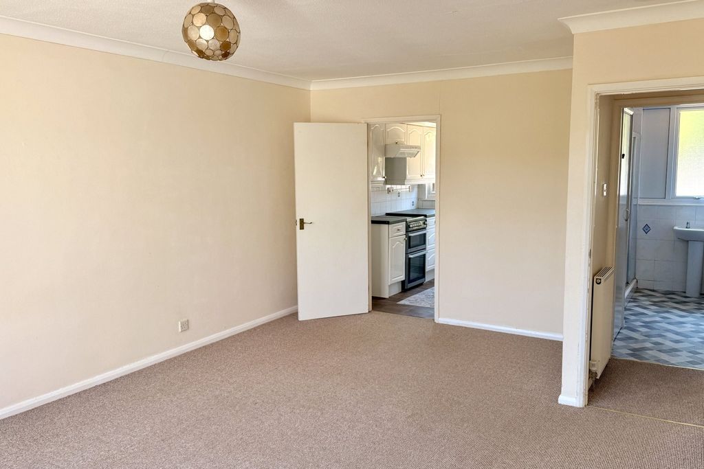 Property photo 3 of 12 Living Room