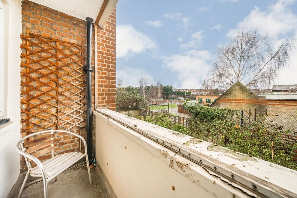 Property photo 3 of 7