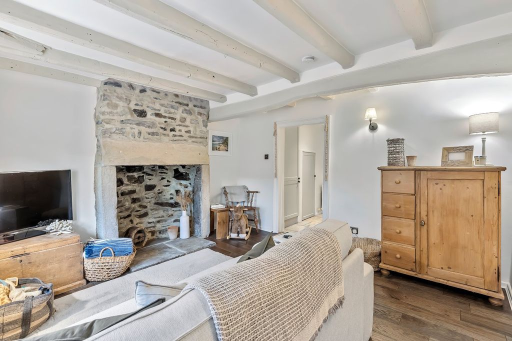 Property photo 3 of 17 Picture No. 32