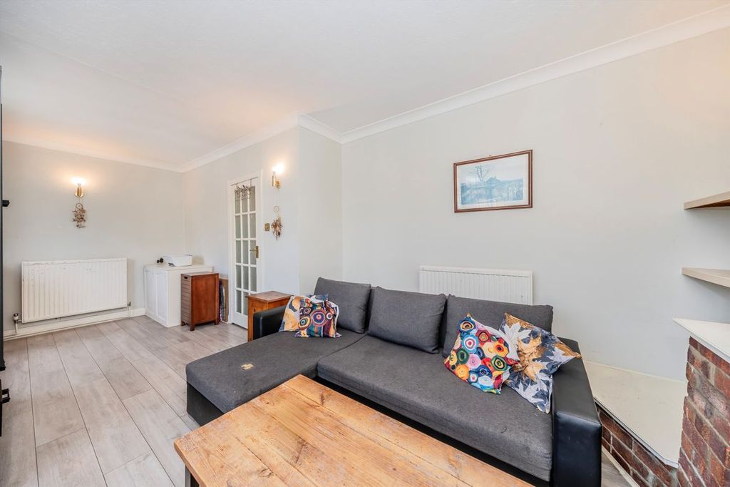 Property photo 2 of 4