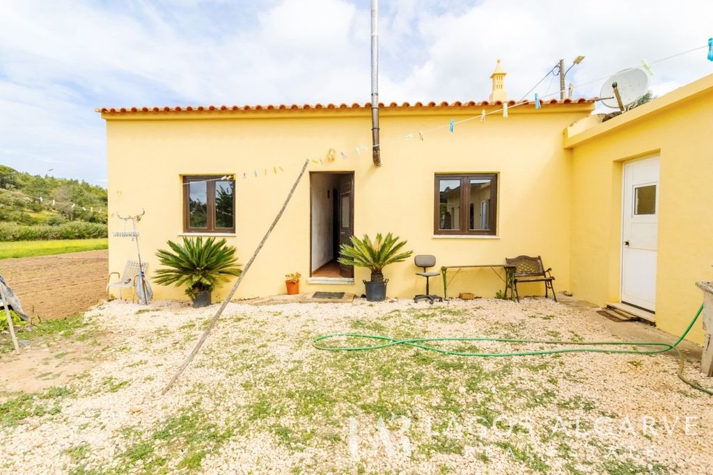 Property photo 3 of 27