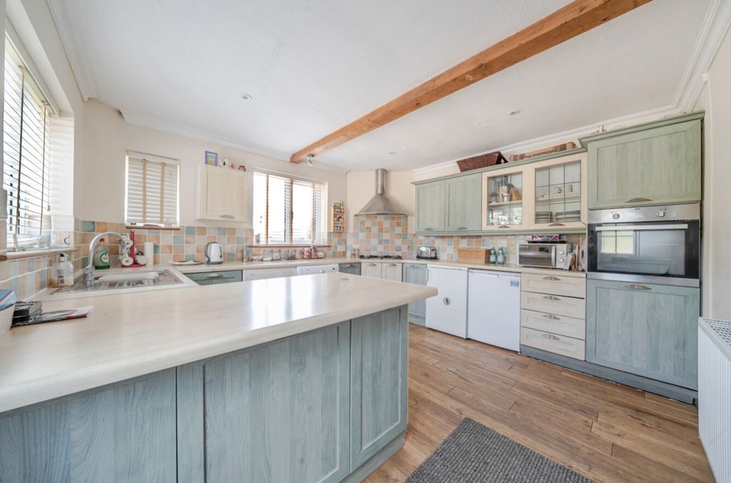 Property photo 3 of 24 1498718-6-6A69F9F013904