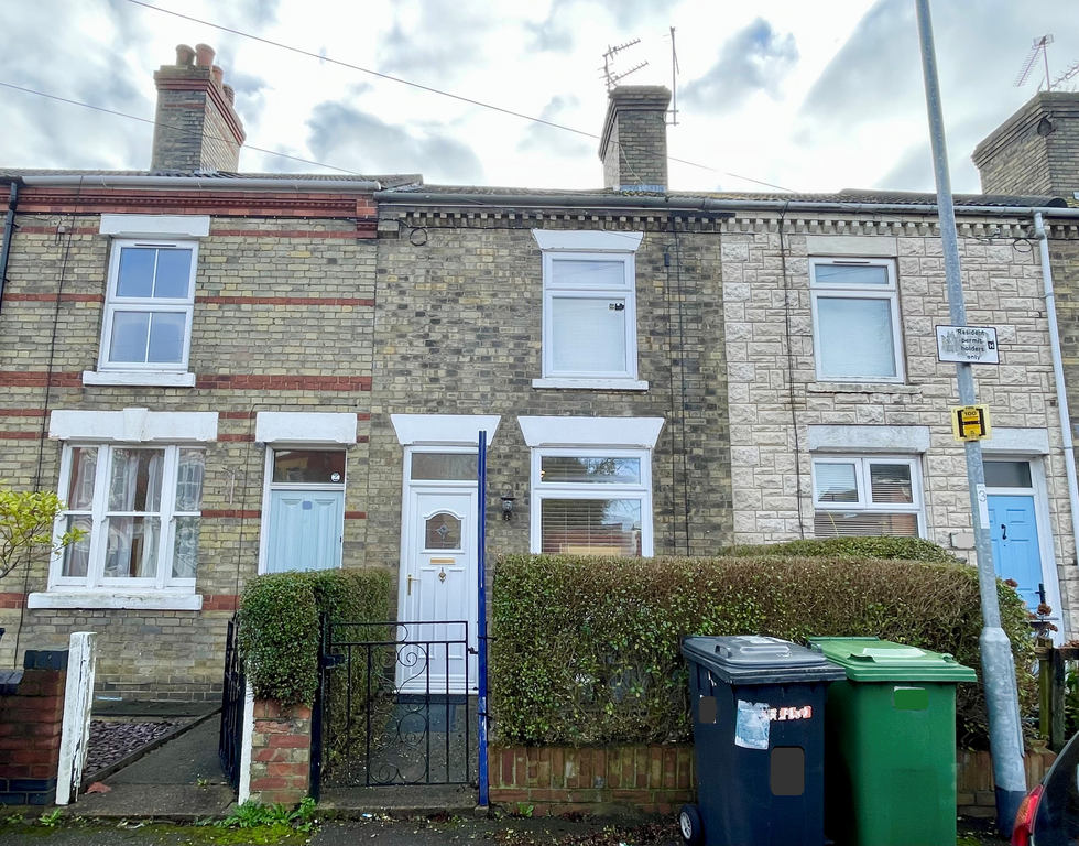 Property photo 1 of 12 Front