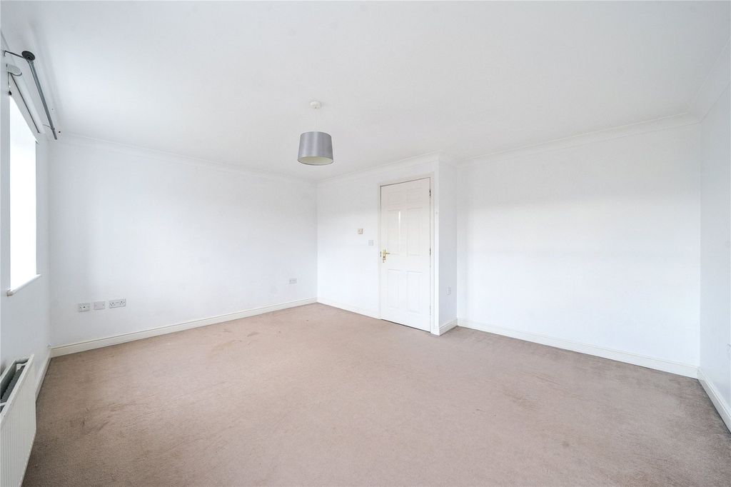 Property photo 3 of 20 Picture No. 14