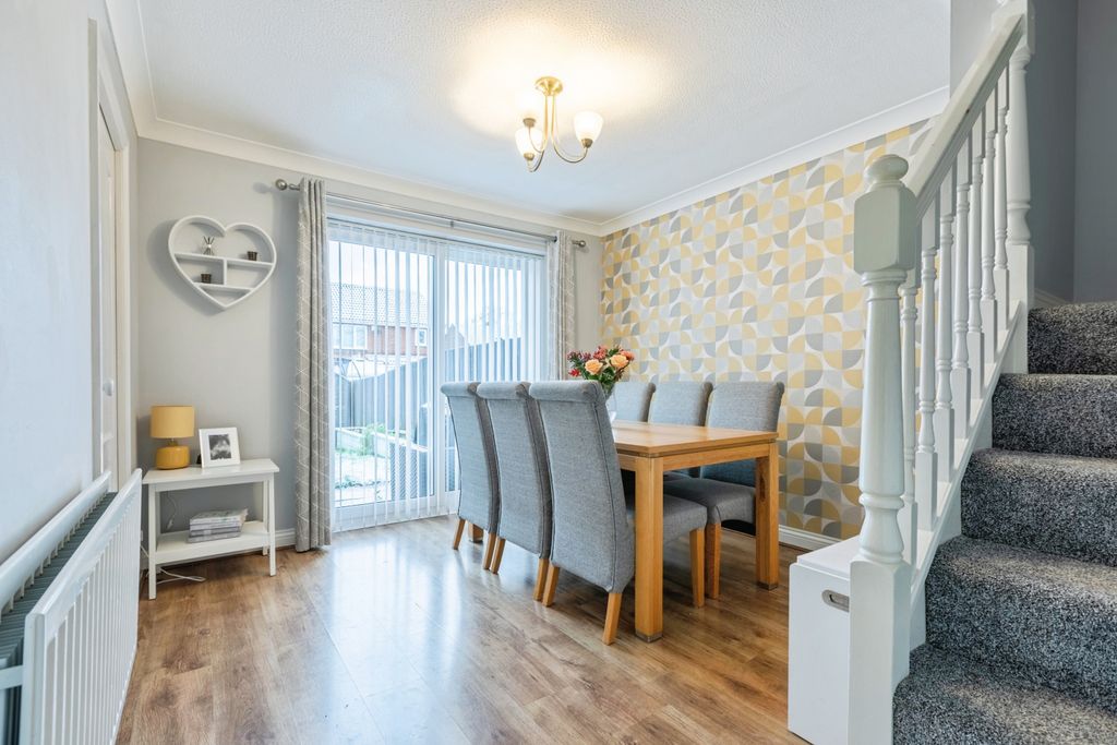 Property photo 3 of 12 Img_4792