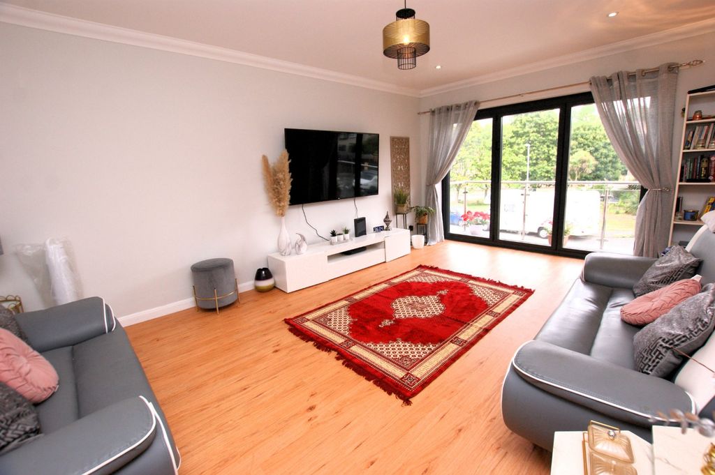 Property photo 3 of 10 Picture No. 03
