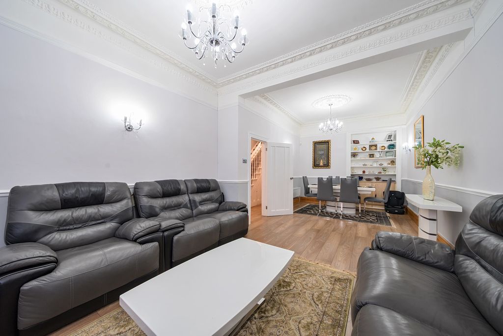 Property photo 2 of 25 Reception Room