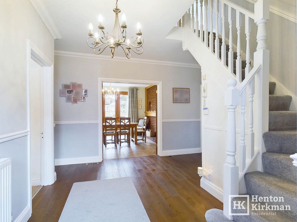 Property photo 2 of 30