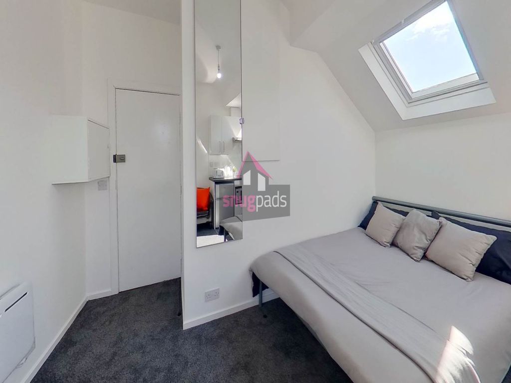 Property photo 2 of 6 2