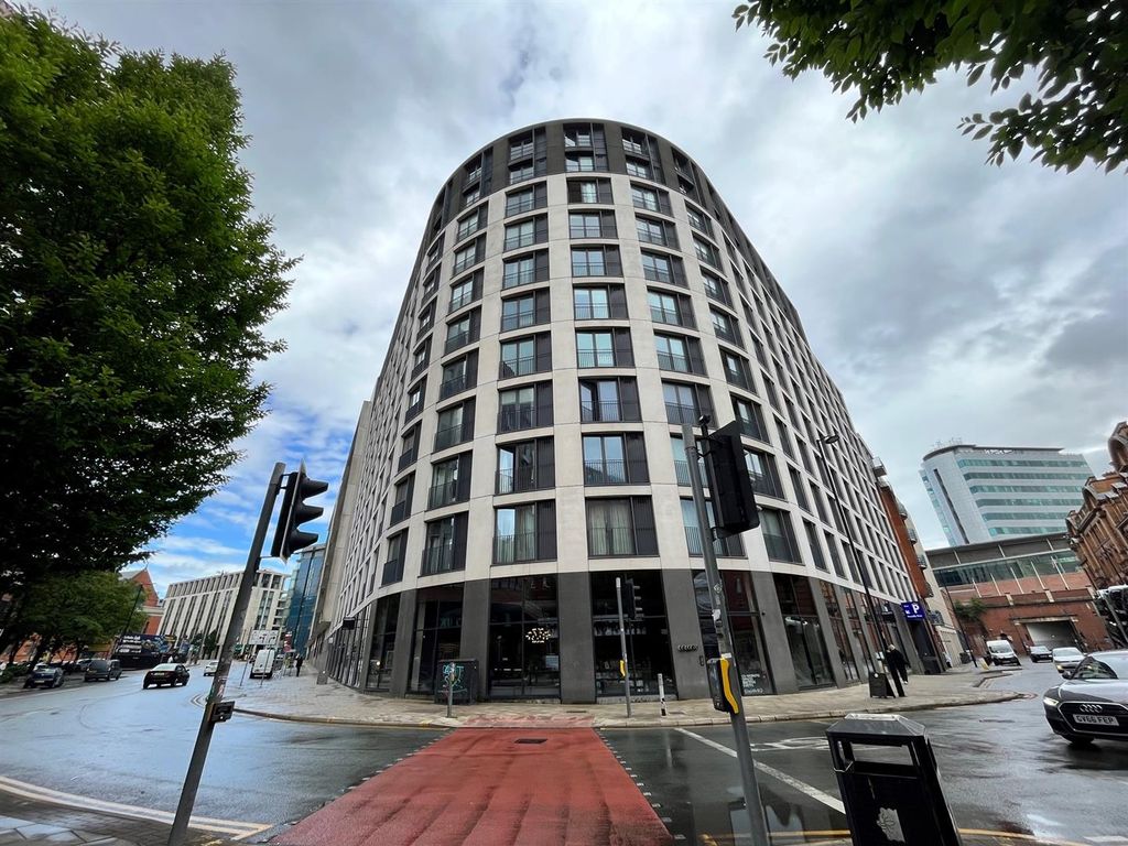 Property photo 3 of 10