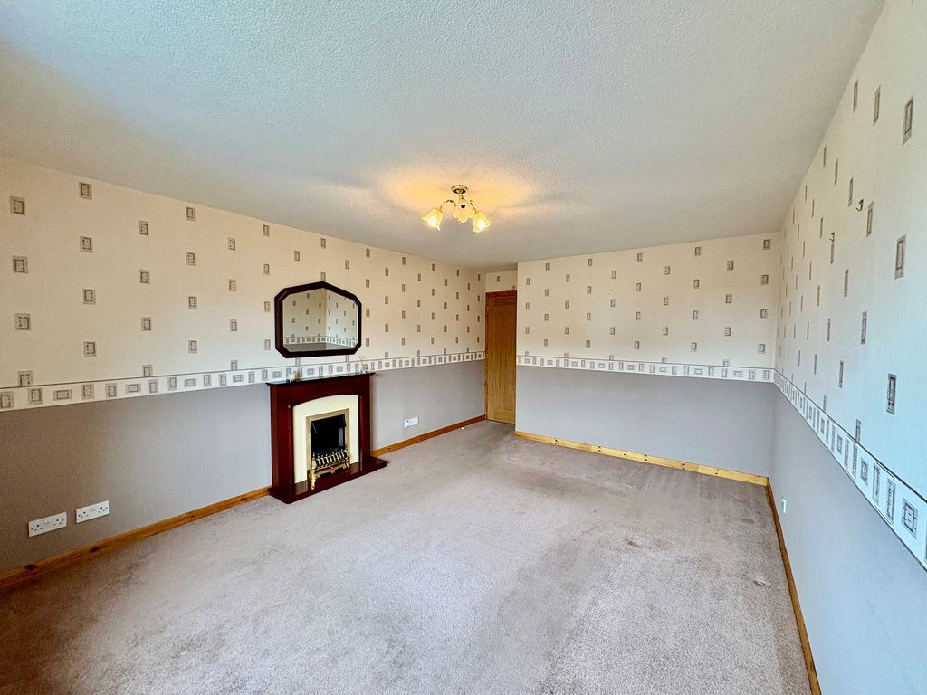 Property photo 2 of 12 Not Specified