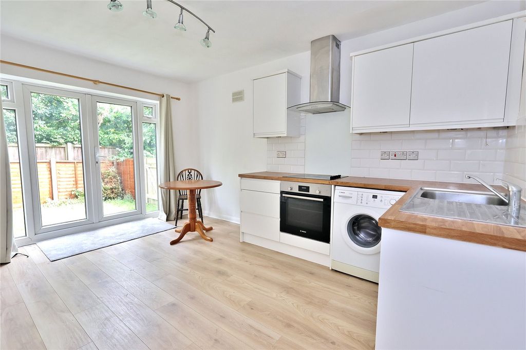 Property photo 3 of 10 Picture No. 22