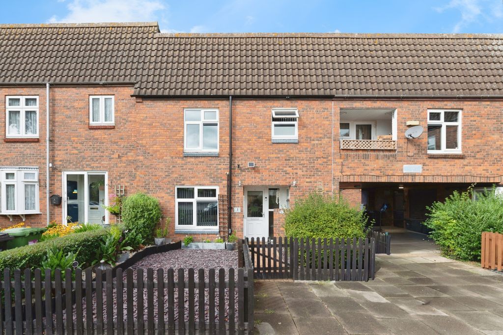 Property photo 1 of 24