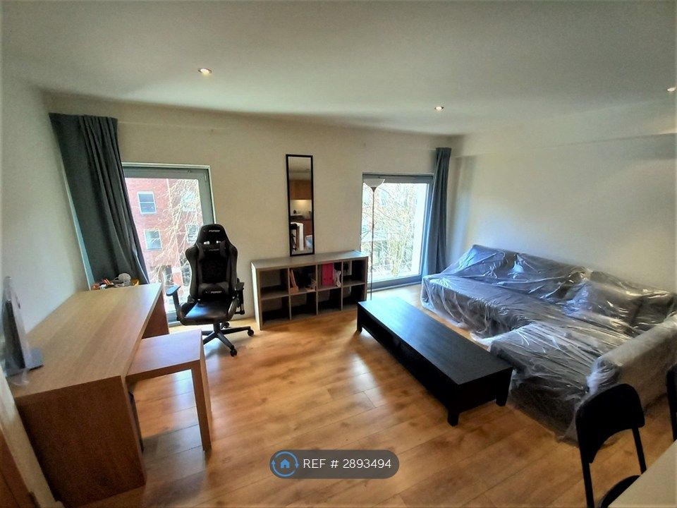 Property photo 2 of 6 Lounge