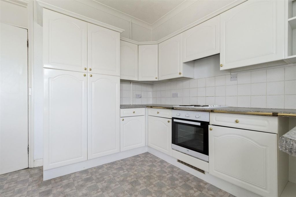 Property photo 3 of 11 Dolphin Lane, 49-008.Jpg