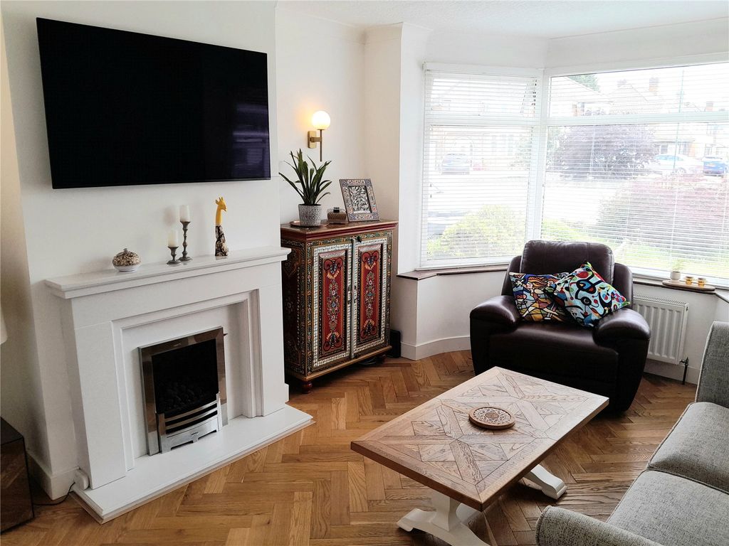 Property photo 2 of 16 Picture No. 01