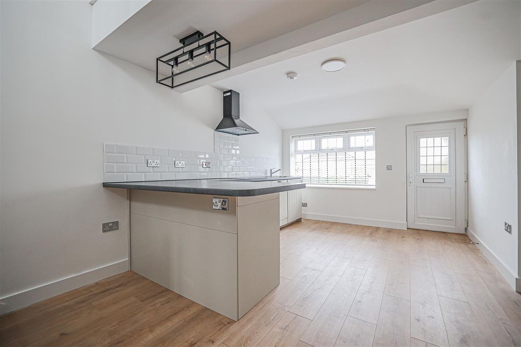 Property photo 2 of 36 980A8436.Jpg