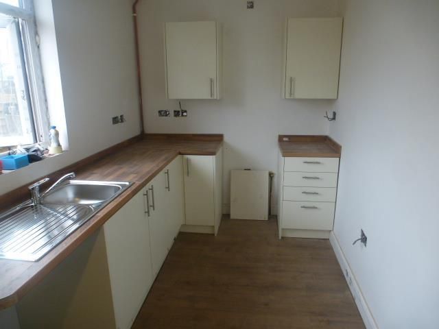 Property photo 1 of 6 Kitchen