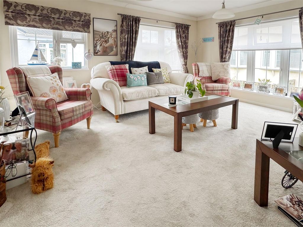 Property photo 2 of 15 Img_2978.Jpg