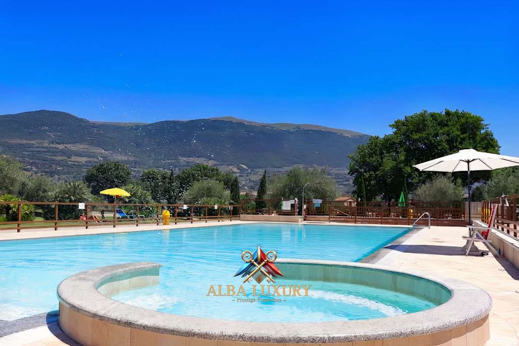 Property photo 2 of 40