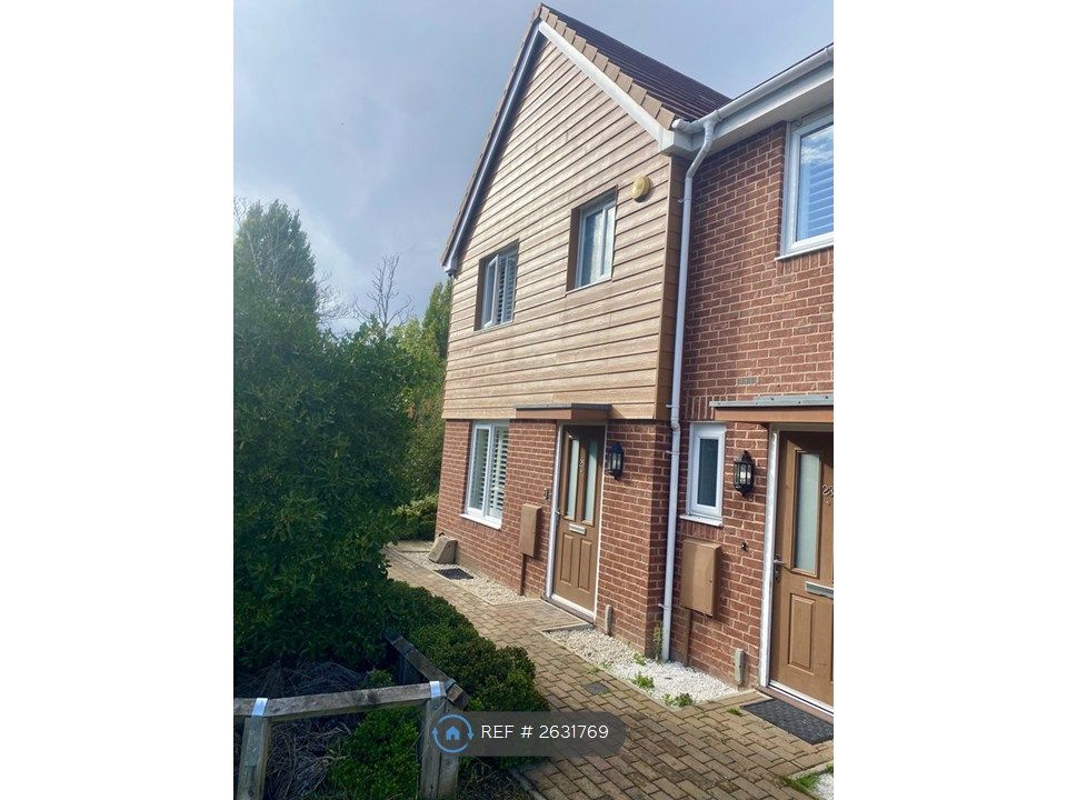 Property photo 1 of 19 Front Entrance