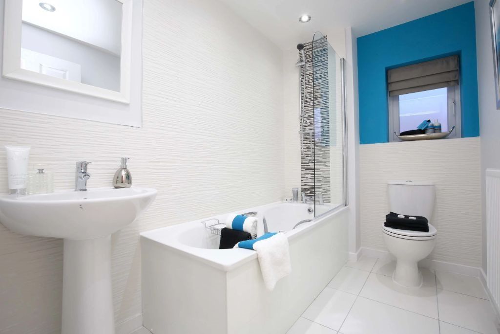 Property photo 3 of 6 Bathroom