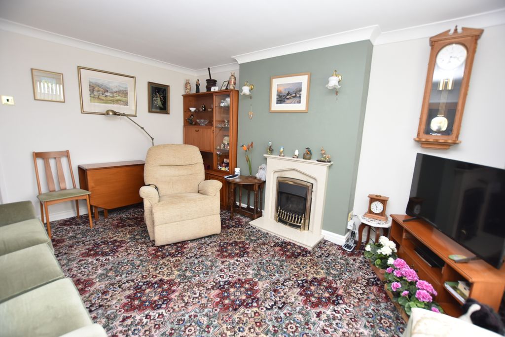 Property photo 3 of 20