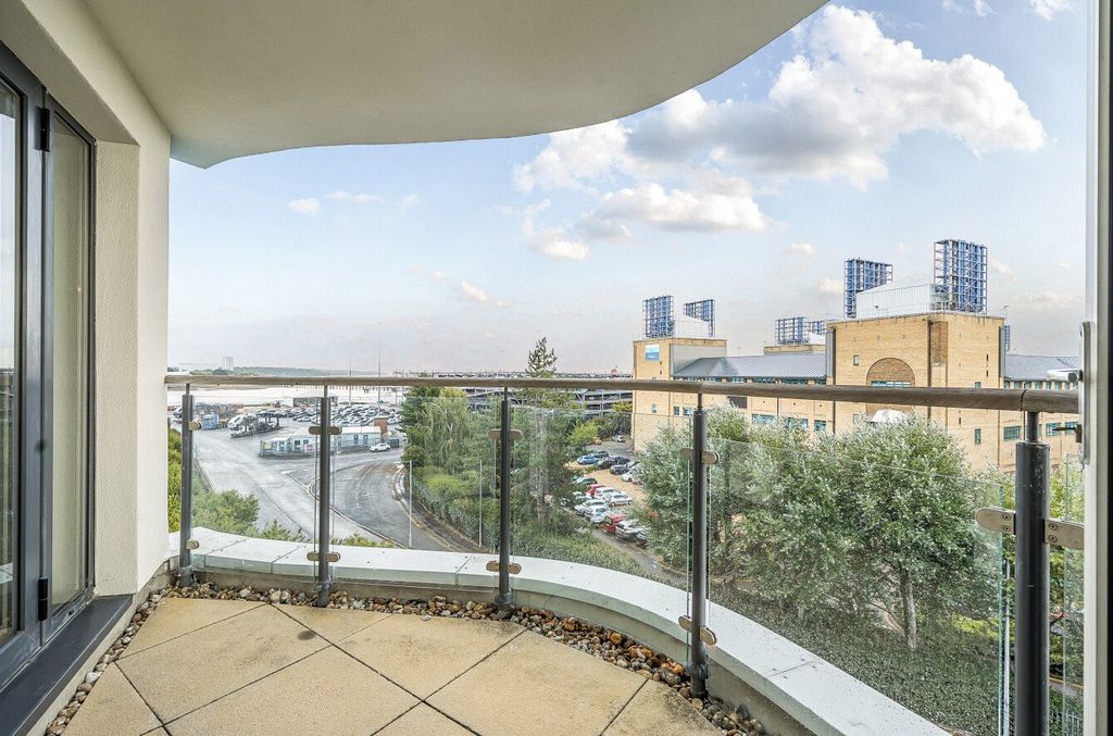 Property photo 1 of 14 Picture No. 37