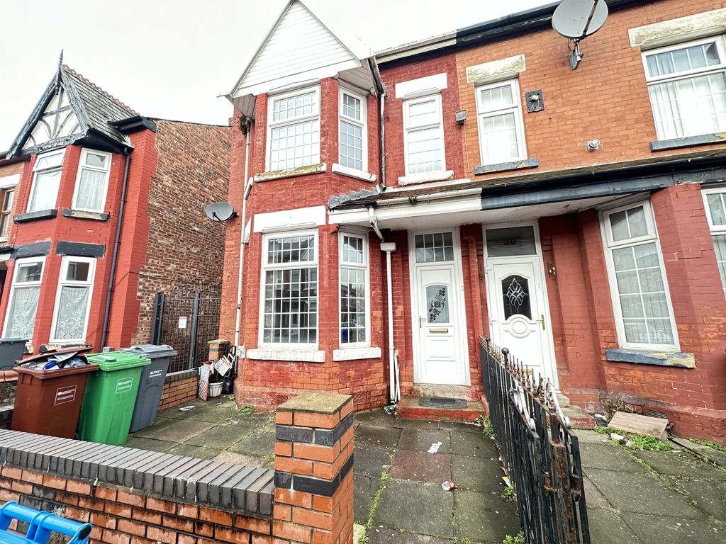 Property photo 1 of 11