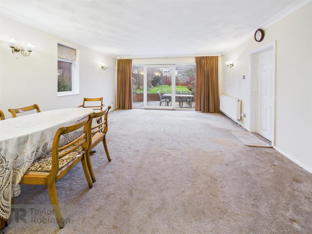 Property photo 2 of 12 Cam02600G0-Pr0636-Still007.Jpg